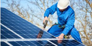 Installation Maintenance Panneaux Solaires Photovoltaïques à Rimogne